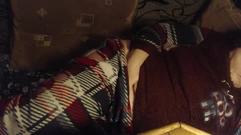 Snapshot of new_milf chatting on 12.02.25 Lilly online show from 12.02.25