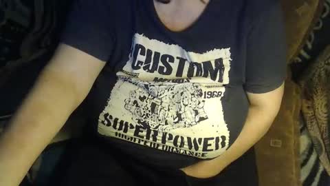 Snapshot of new_milf chatting on 02.19.26 Lilly online show from 02.19.26