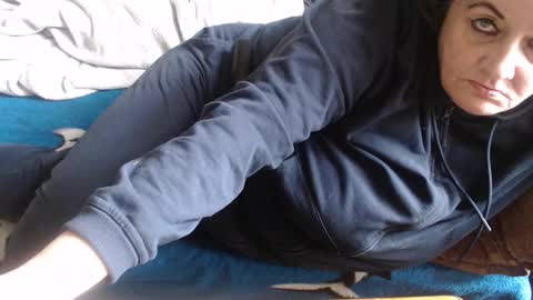 Snapshot of new_milf chatting on 03.02.26 Lilly online show from 03.02.26