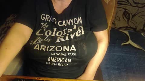 Snapshot of new_milf chatting on 03.04.26 Lilly online show from 03.04.26