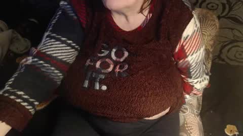 Snapshot of new_milf chatting on 03.11.26 Lilly online show from 03.11.26