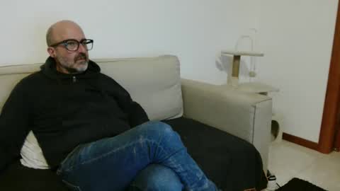 simi online show from 12.16.25