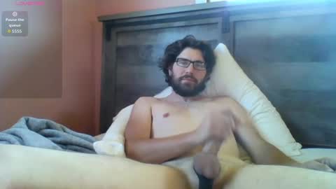 Snapshot of newaroundhere10 chatting on 09.17.25 newaroundhere10 online show from 09.17.25