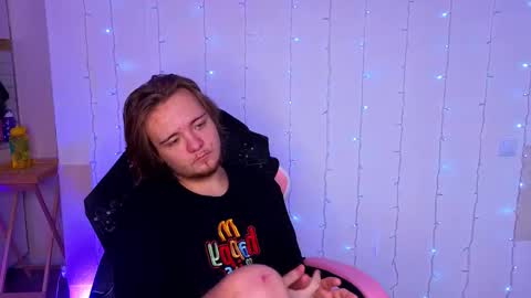 Snapshot of nexxxusme chatting on 02.06.26 nexxxusme online show from 02.06.26