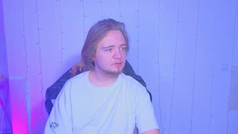 Snapshot of nexxxusme chatting on 02.17.26 nexxxusme online show from 02.17.26