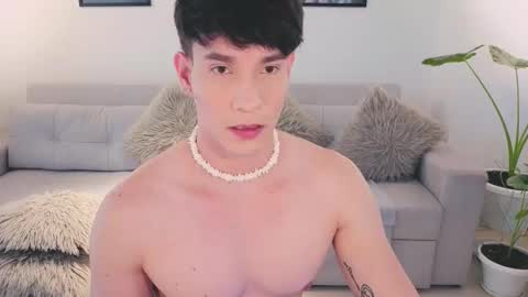 Snapshot of neythan__blaze chatting on 09.15.25   online show from 09.15.25