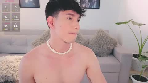 Snapshot of neythan__blaze chatting on 09.16.25   online show from 09.16.25