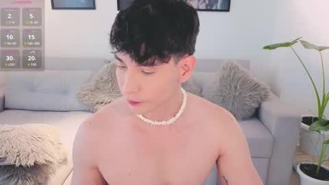 Snapshot of neythan__blaze chatting on 09.17.25   online show from 09.17.25