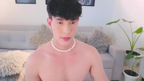 Snapshot of neythan__blaze chatting on 09.24.25   online show from 09.24.25