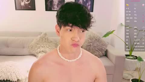 Snapshot of neythan__blaze chatting on 10.15.25   online show from 10.15.25