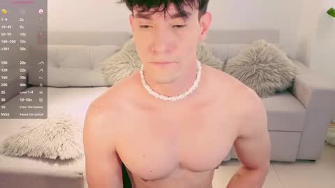 Snapshot of neythan__blaze chatting on 10.28.25   online show from 10.28.25