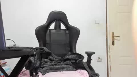 Shinobu Koch online show from 12.02.25