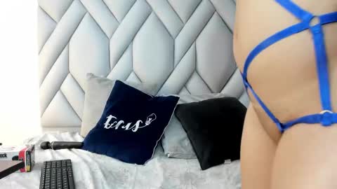 Snapshot of nezukokamado1_ chatting on 02.28.25 Milena online show from 02.28.25