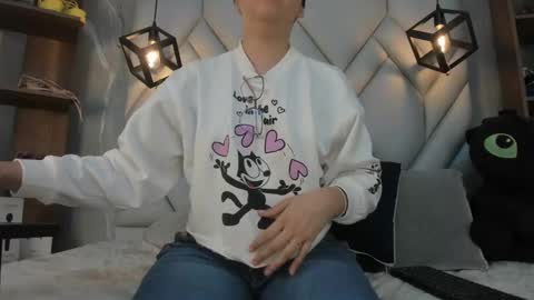 Snapshot of nezukokamado1_ chatting on 03.11.25 Milena online show from 03.11.25