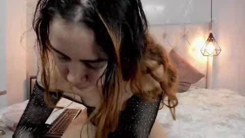 Snapshot of nezukokamado1_ chatting on 10.09.25 Milena online show from 10.09.25