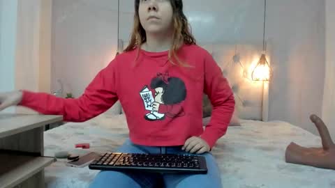 Snapshot of nezukokamado1_ chatting on 11.30.25 Milena online show from 11.30.25