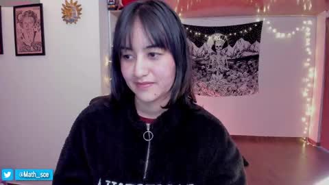 Snapshot of nia_blaze chatting on 10.08.25 Nia online show from 10.08.25