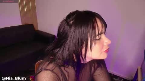 Nia Blum online show from 01.13.26