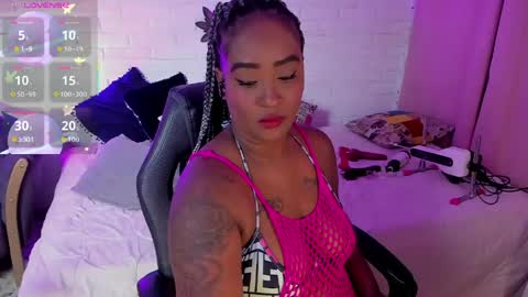 Nia online show from 04.30.26