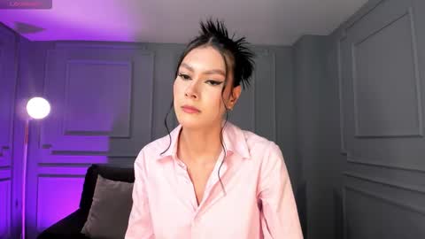 Call me Nia  online show from 11.26.25