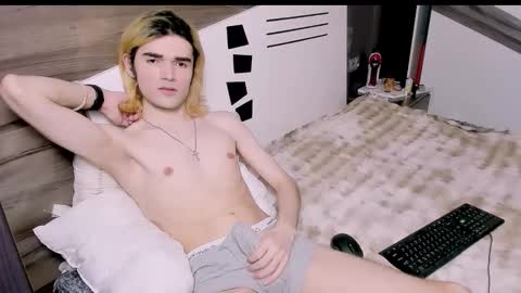 Nick PVT is open FanslyTwitter - Nic kycb online show from 03.17.26