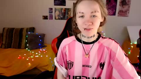nica_kawaii online show from 06.02.26