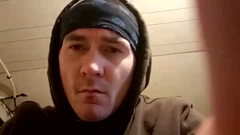 Snapshot of nicckatnighht chatting on 02.14.25 Nick online show from 02.14.25