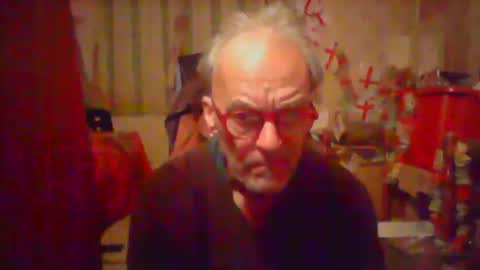 Snapshot of nice6body chatting on 10.03.25 nice6body online show from 10.03.25