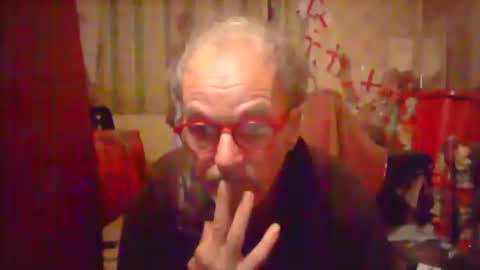 Snapshot of nice6body chatting on 10.12.25 nice6body online show from 10.12.25