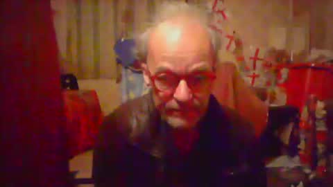 Snapshot of nice6body chatting on 10.18.25 nice6body online show from 10.18.25