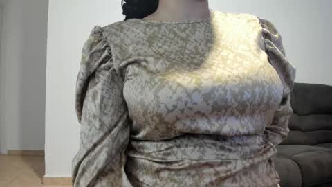 Snapshot of nicebrown chatting on 02.20.25 Sfora online show from 02.20.25