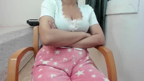 Sfora online show from 10.23.25