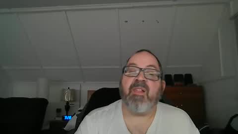 Snapshot of niceguy7208 chatting on 02.15.25 niceguy7208 online show from 02.15.25