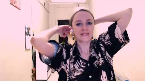 Kathrine online show from 06.01.26