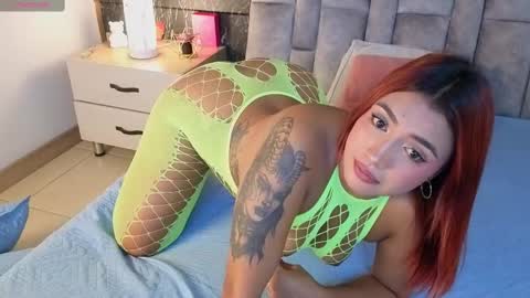 Nicolle  online show from 09.22.25