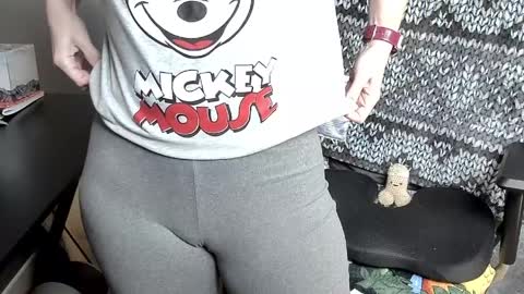 Snapshot of nicelly_curved chatting on 04.02.26 Nicelly Curved online show from 04.02.26