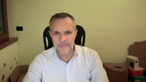 Snapshot of niceshy_71 chatting on 02.12.25 Andrew online show from 02.12.25