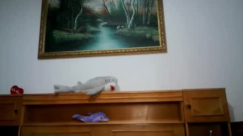 Snapshot of nicholle chatting on 11.27.25 Nicholle online show from 11.27.25