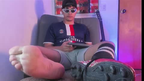 Snapshot of nick_1606 chatting on 09.10.25 nick online show from 09.10.25