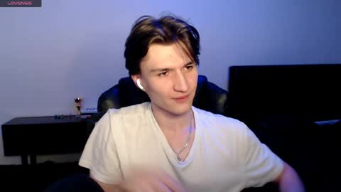Snapshot of nick_owner chatting on 04.30.26 Nick online show from 04.30.26