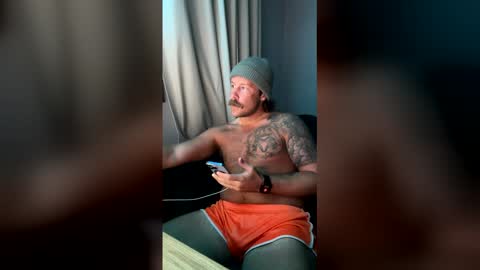 Cakedcouple  OF - Yourtattedcutie  qurlynfit online show from 04.26.26