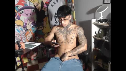 Nickhot0609 online show from 12.10.24