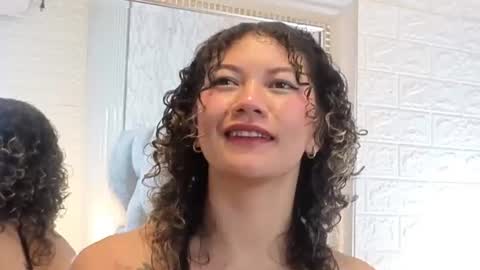 nickollsaenz online show from 06.10.26