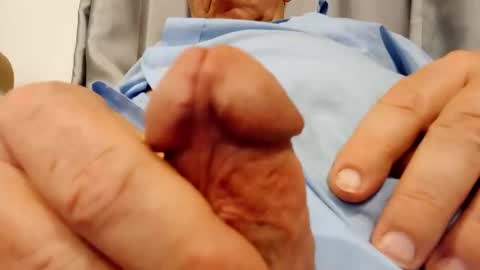 Snapshot of nickthefiddler chatting on 12.28.24 TheCock online show from 12.28.24