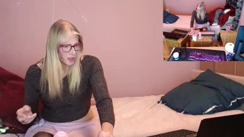 Snapshot of nicktu52 chatting on 02.21.26 nicktuuk online show from 02.21.26