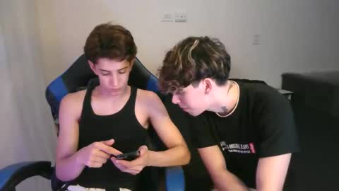 Snapshot of nickvox_ chatting on 03.31.26 nickvox_ online show from 03.31.26