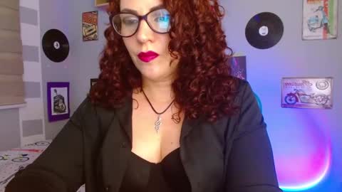 Snapshot of nicky_lucy_m chatting on 02.13.25 lucy online show from 02.13.25