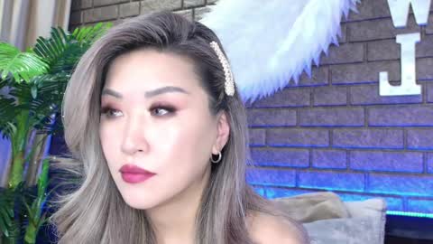 Today is my 41st birthday  And in 2 hours Im waiting for you on the stream Stock up on tokens and a good mood Nicky online show from 02.14.25