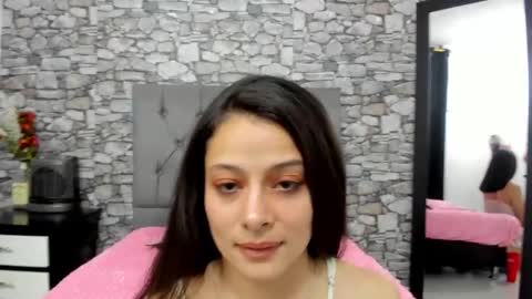 Snapshot of nicky_pop chatting on 02.25.25 nicky_pop online show from 02.25.25