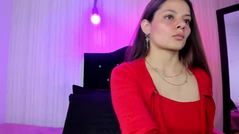Snapshot of nicky_pop chatting on 10.16.25 nicky_pop online show from 10.16.25